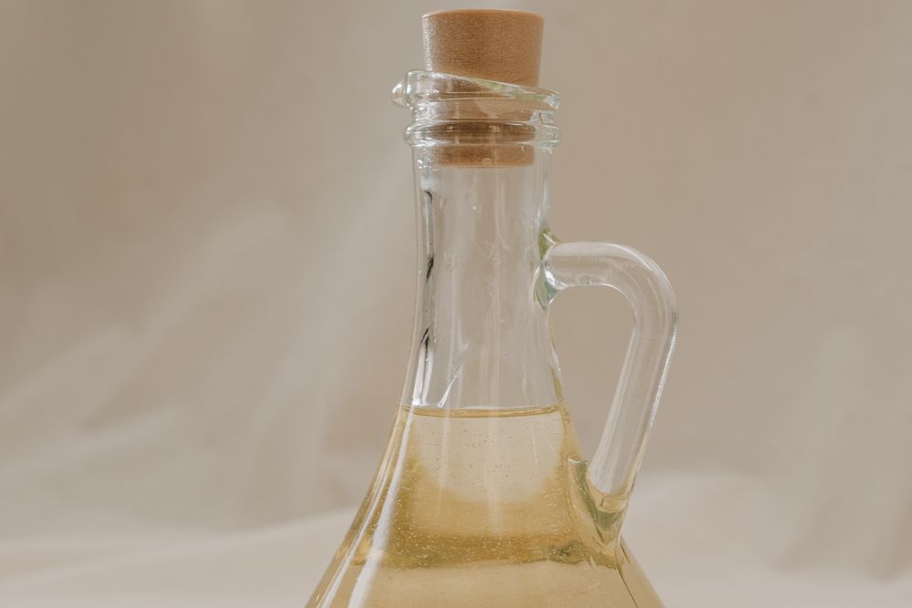 Which Jobs Does Vinegar Do Properly, and Which Ones Does It Only Smell Like It’s Done?